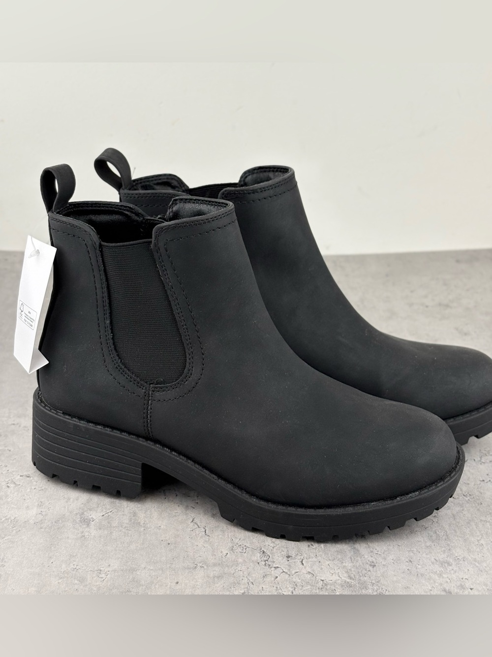 Buffalo David Bitton Anna Black Water Repellant Women's Chelsea Boots US 7.5 New